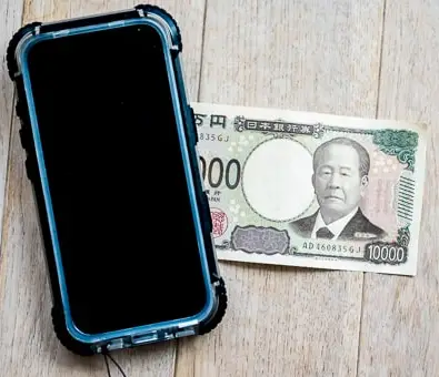 スマホと紙幣